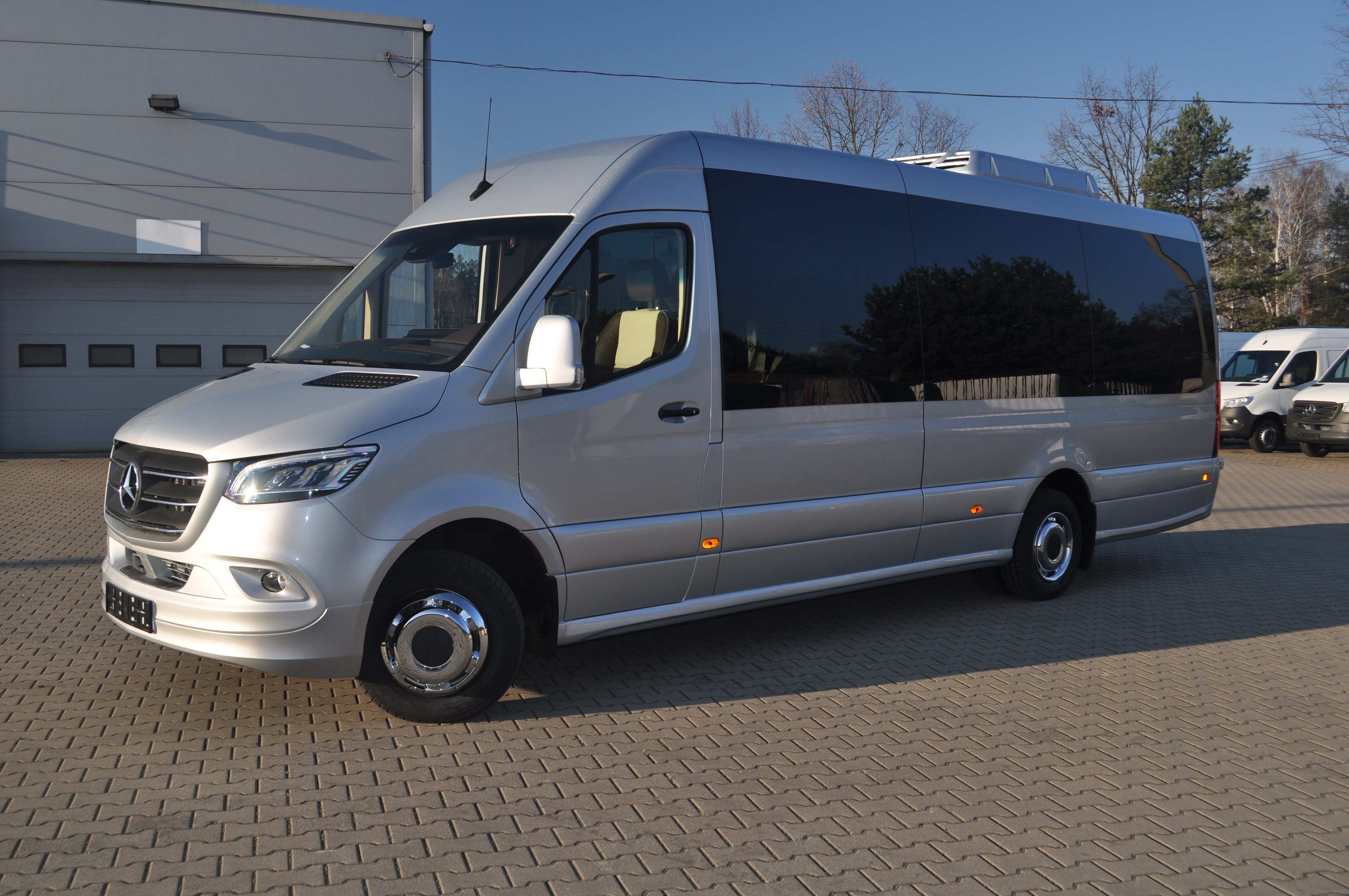 Tourist Bus CMS Auto / Mercedes-Benz Sprinter 519 – 22+1+1 seats